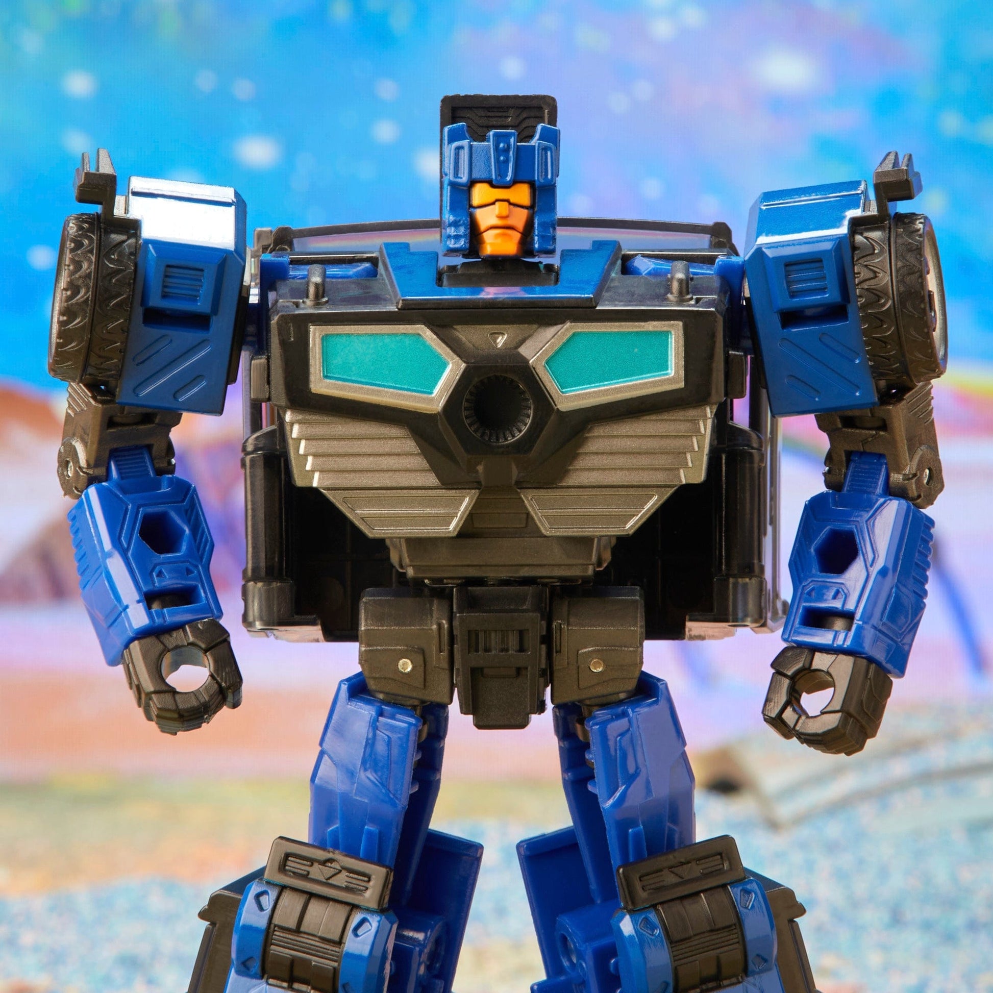 Transformers Generations Legacy Deluxe Crankcase - Redshift7toys.com